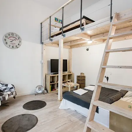 Kazinczy 10 * Budapest